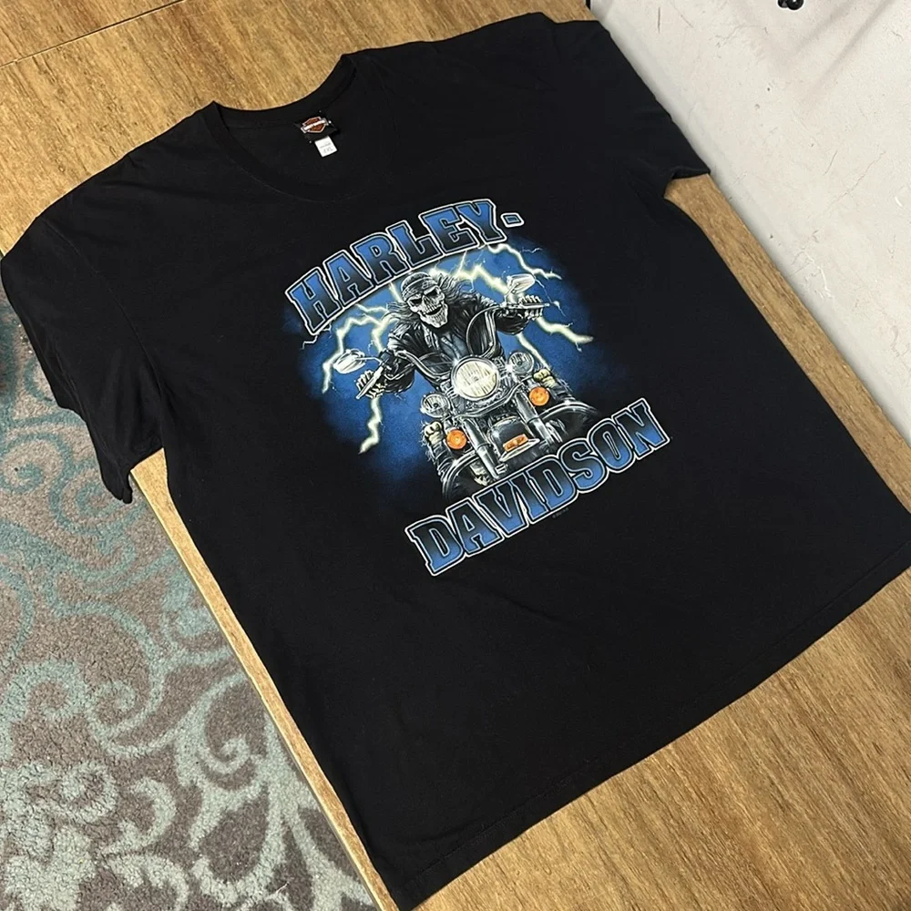 Harley Davidson Motorcycles graphic print skull riding bike lighting T shirt - Picture 2 of 5